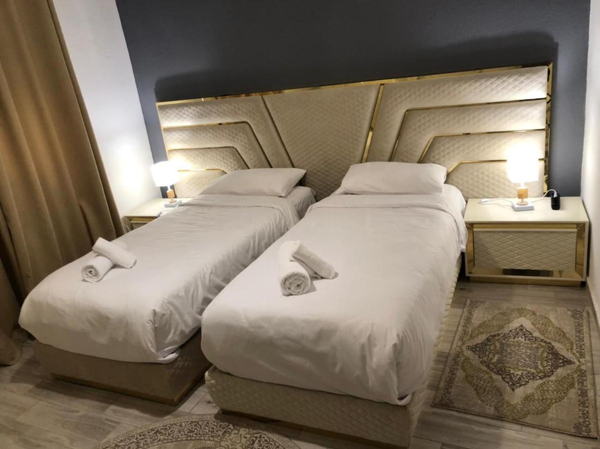 Home Center Корча Экстерьер фото